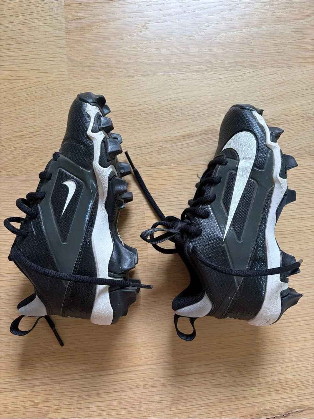 Nike Alpha Menace 4 Shark Cleats Sneakers FQ4016
